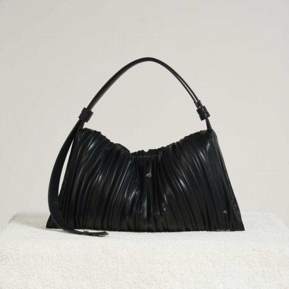 Simon Miller puffin bag